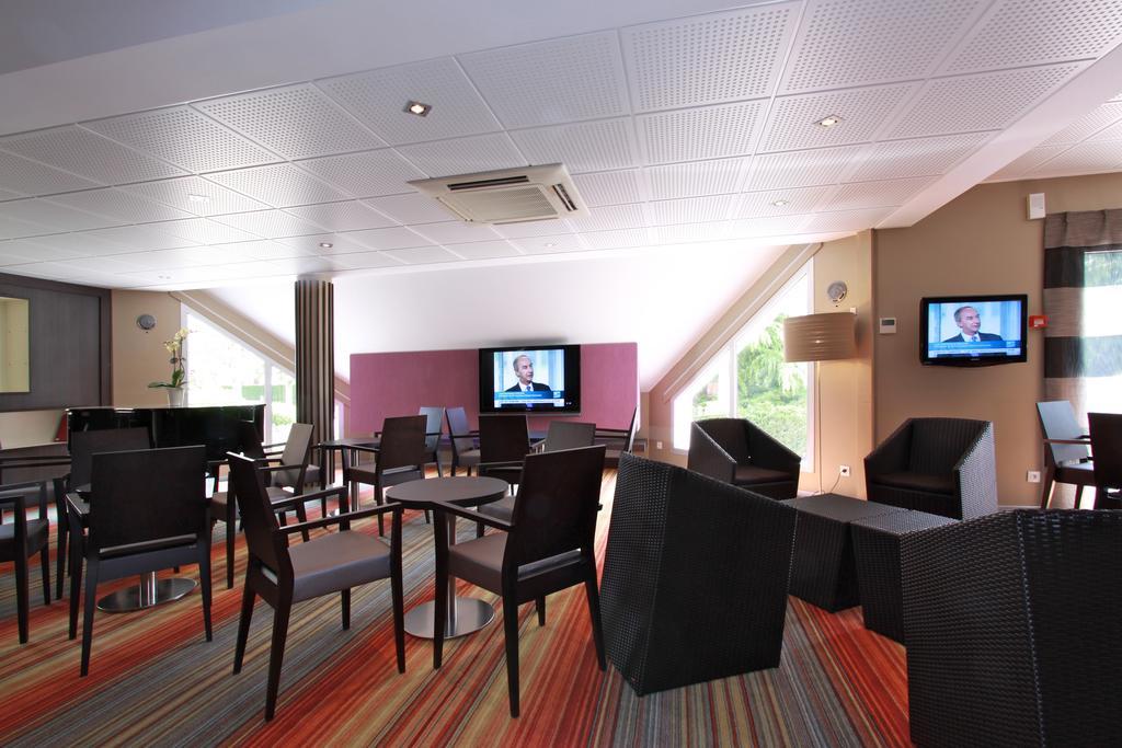 Mercure Hexagone Luxeuil Exterior foto
