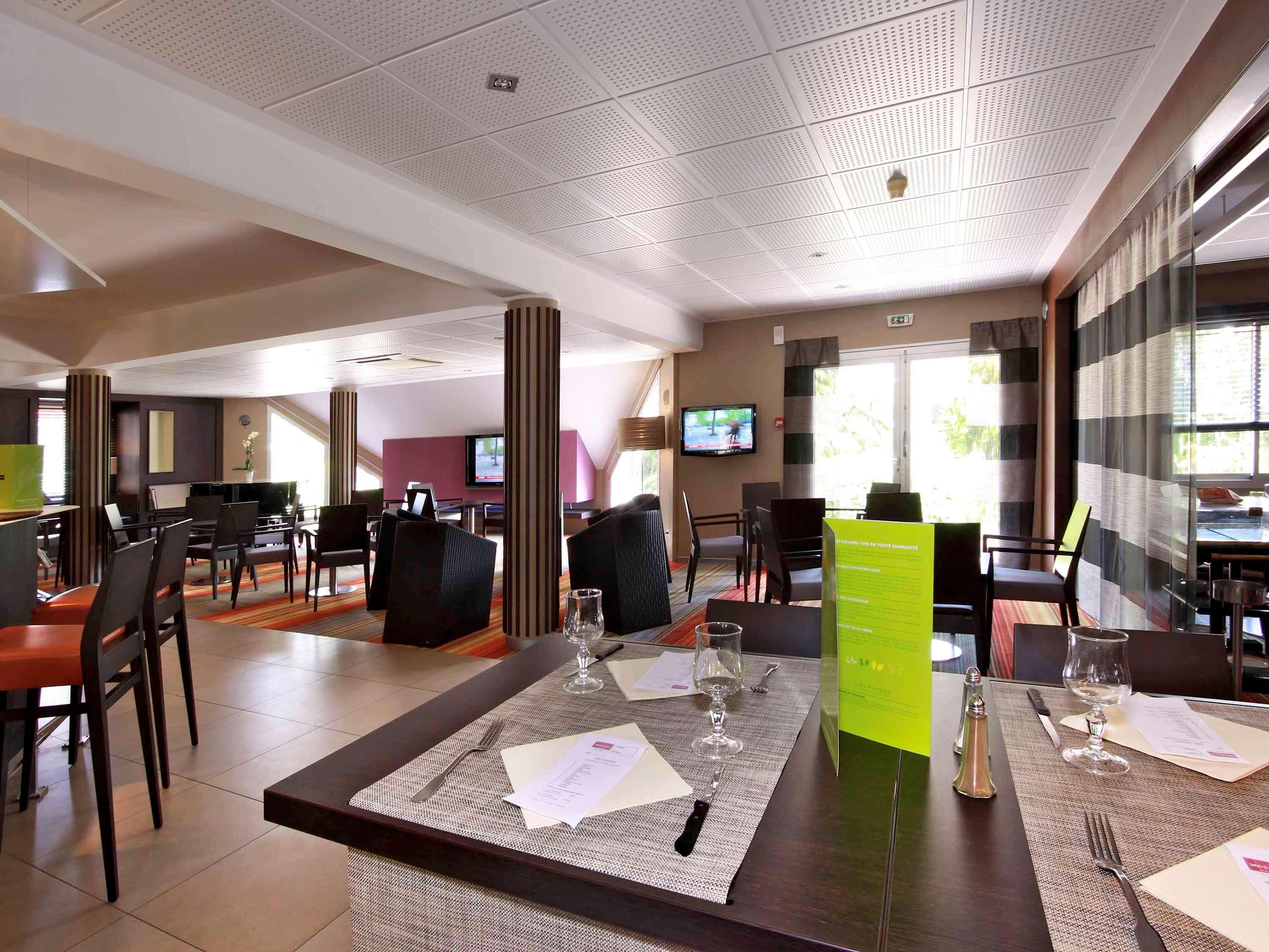 Mercure Hexagone Luxeuil Exterior foto